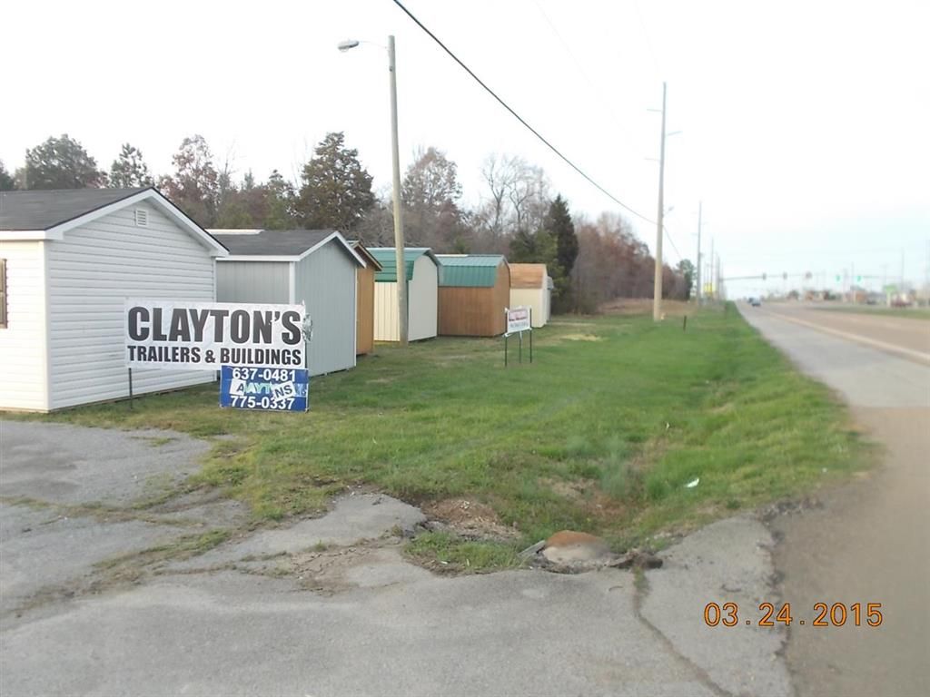 1102 N Congress Pkwy, Athens, TN 37303